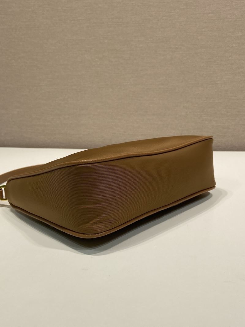 Pra*a hobo bags